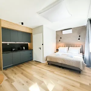 Modra , Warszawa Polska